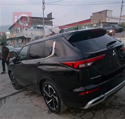 ميتسوبيشي اوتلاندر